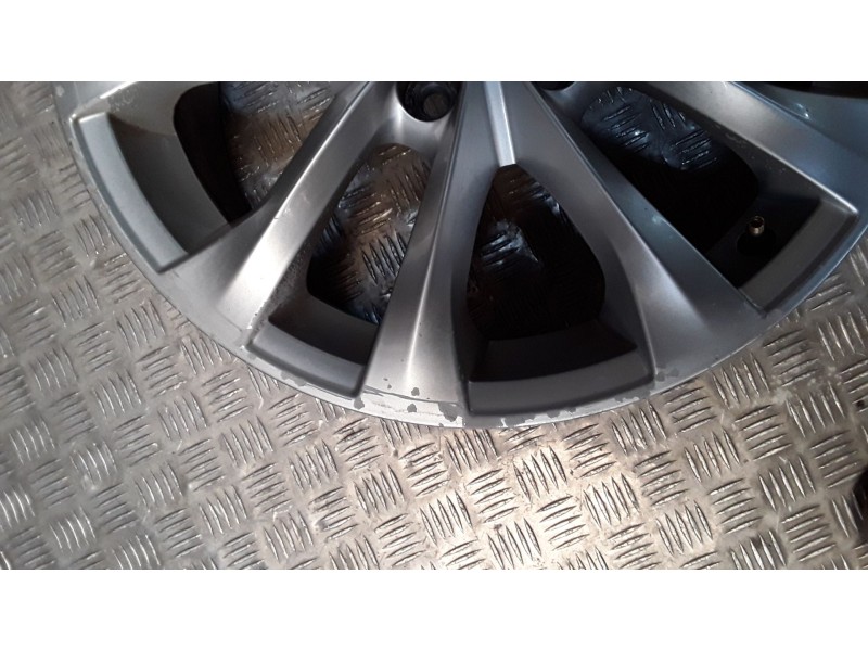 Recambio de llanta aluminio para renault megane iv hatchback (b9a/m/n_) 1.2 tce 130 (b9mr) referencia OEM IAM 7X17 5 TORN ET43 R