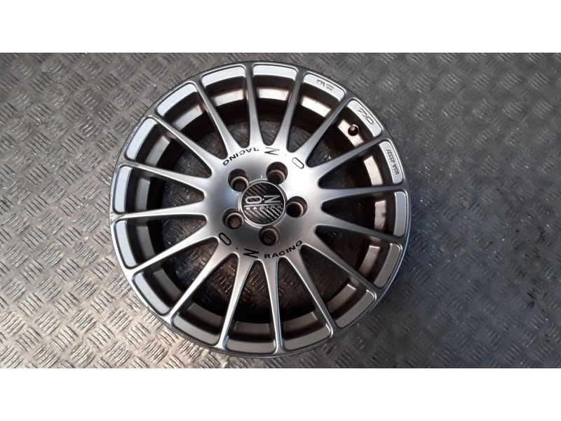 Recambio de llanta aluminio para volkswagen golf iv (1j1) 1.9 tdi referencia OEM IAM 7X16 5 TORN ET35  ALUMINIO