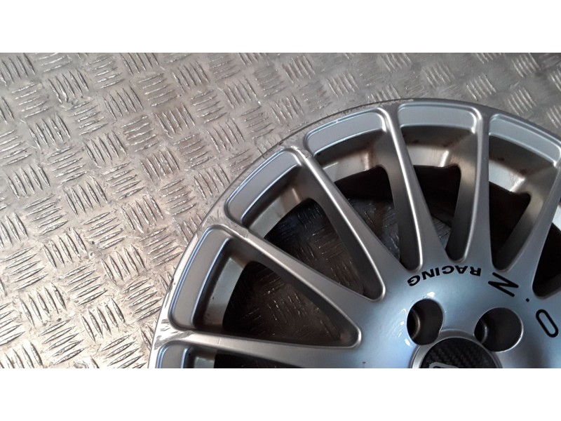 Recambio de llanta aluminio para volkswagen golf iv (1j1) 1.9 tdi referencia OEM IAM 7X16 5 TORN ET35  ALUMINIO