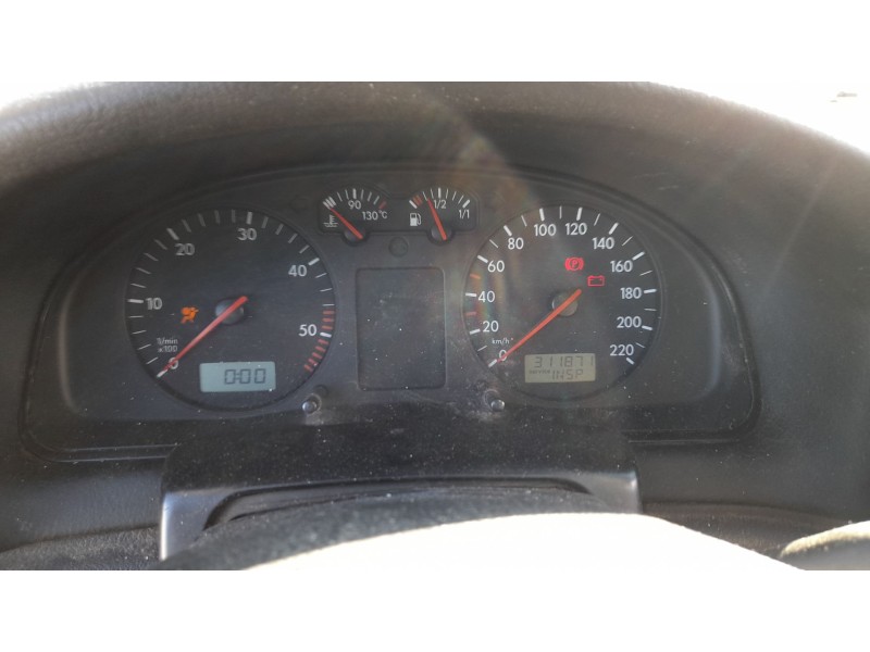 volkswagen passat b5 (3b2) del año 1999