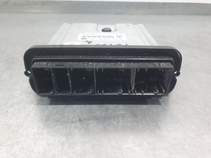 Recambio de centralita motor uce para bmw 3 (f30, f80) 335 d xdrive referencia OEM IAM 8573579 0281019698 BOSCH