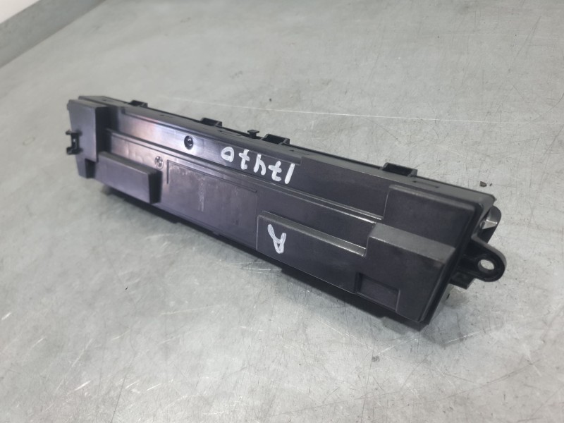 Recambio de mando climatizador para bmw 3 (f30, f80) 335 d xdrive referencia OEM IAM E1077598C00  