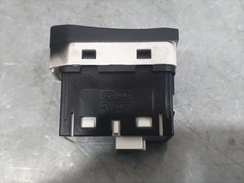 Recambio de interruptor para kia rio iii (ub) 1.2 cvvt referencia OEM IAM 299105371  
