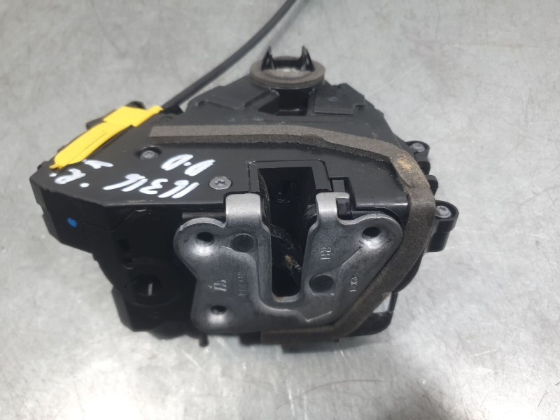 Recambio de cerradura puerta delantera derecha para renault austral techno referencia OEM IAM 805021259R  