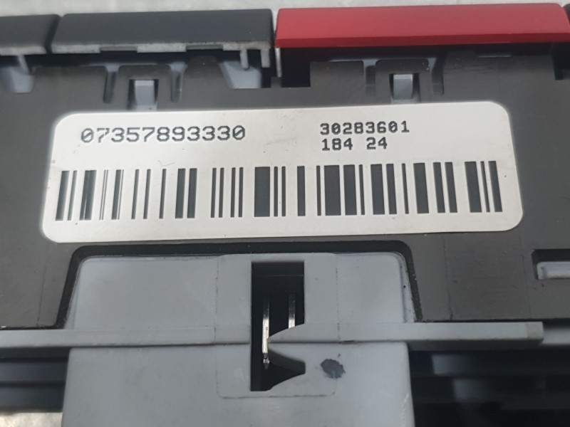 Recambio de mando multifuncion para fiat panda (312_, 319_) 1.0 mild hybrid (312.pyd1b) referencia OEM IAM 30283601 7357893330 