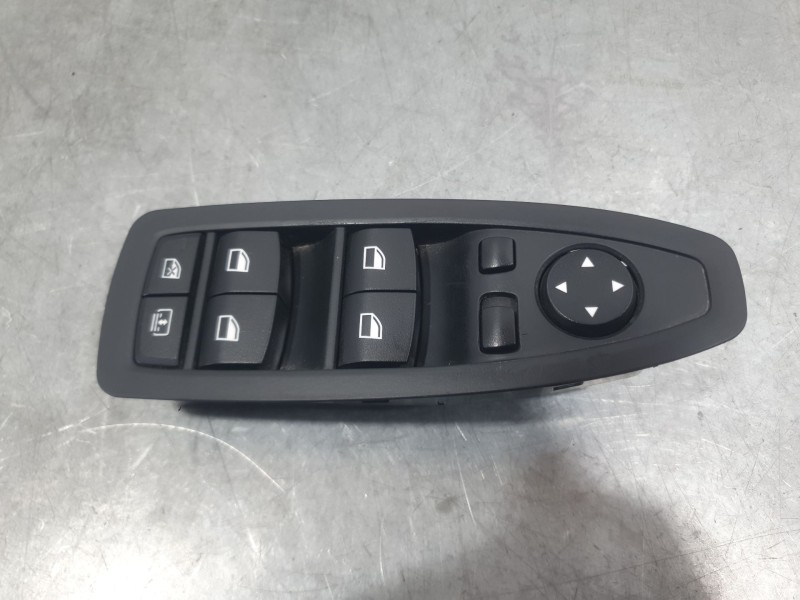 Recambio de mando elevalunas delantero izquierdo para bmw 3 (f30, f80) 335 d xdrive referencia OEM IAM 9218482 C/MANDO RETROVISO