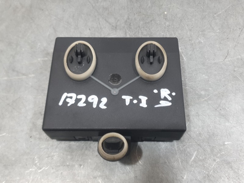 Recambio de modulo electronico para audi a1 sportback (8xa, 8xf) 1.6 tdi referencia OEM IAM 8X0959795D TRASERO IZQUIERDO 