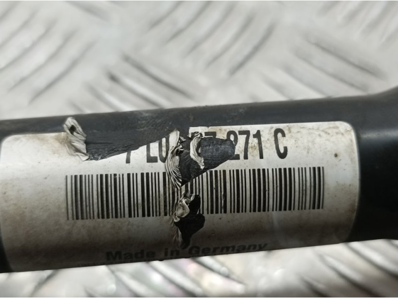 Recambio de transmision delantera izquierda para porsche cayenne (typ 9pa) turbo referencia OEM IAM 7L0271C  REFERENCIA INCOMPLE