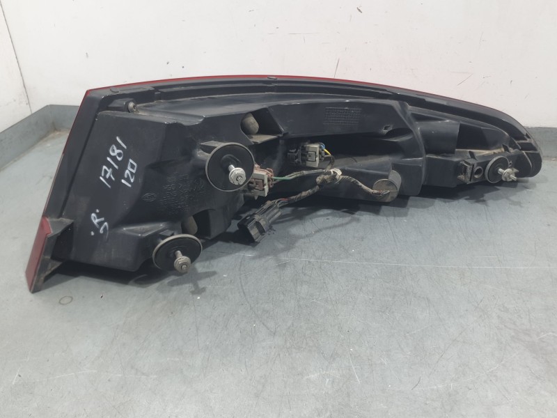 Recambio de piloto trasero izquierdo exterior para jaguar xf i (x250) 2.7 d referencia OEM IAM 8X2313405 04703 HELLA