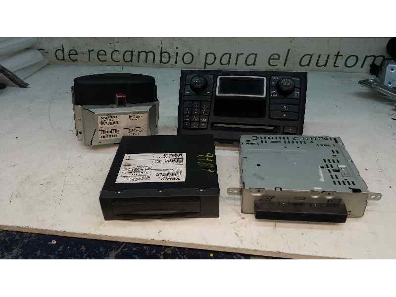 Recambio de sistema navegacion gps para volvo xc90 d5 referencia OEM IAM 306562451  