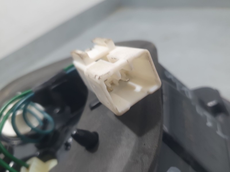 Recambio de piloto trasero derecho interior para kia rio iii (ub) 1.2 cvvt referencia OEM IAM 924041W2  