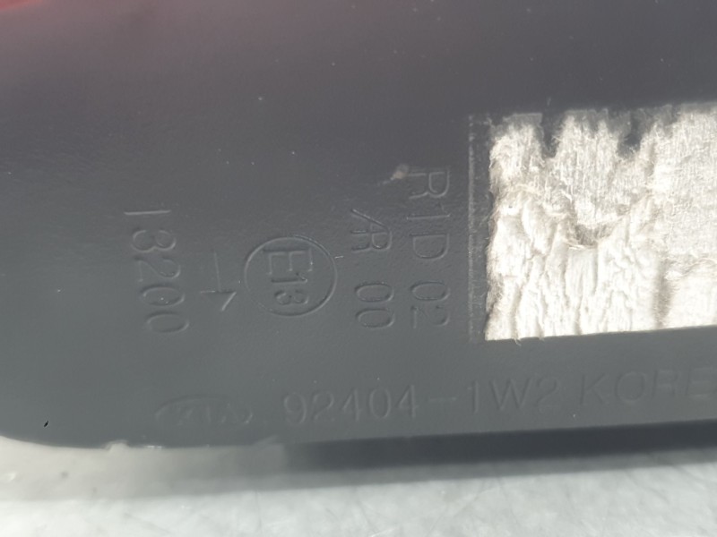 Recambio de piloto trasero derecho interior para kia rio iii (ub) 1.2 cvvt referencia OEM IAM 924041W2  