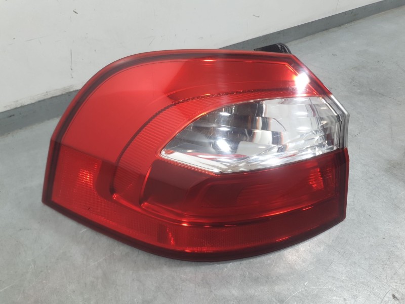 Recambio de piloto trasero izquierdo exterior para kia rio iii (ub) 1.2 cvvt referencia OEM IAM 924011W2  