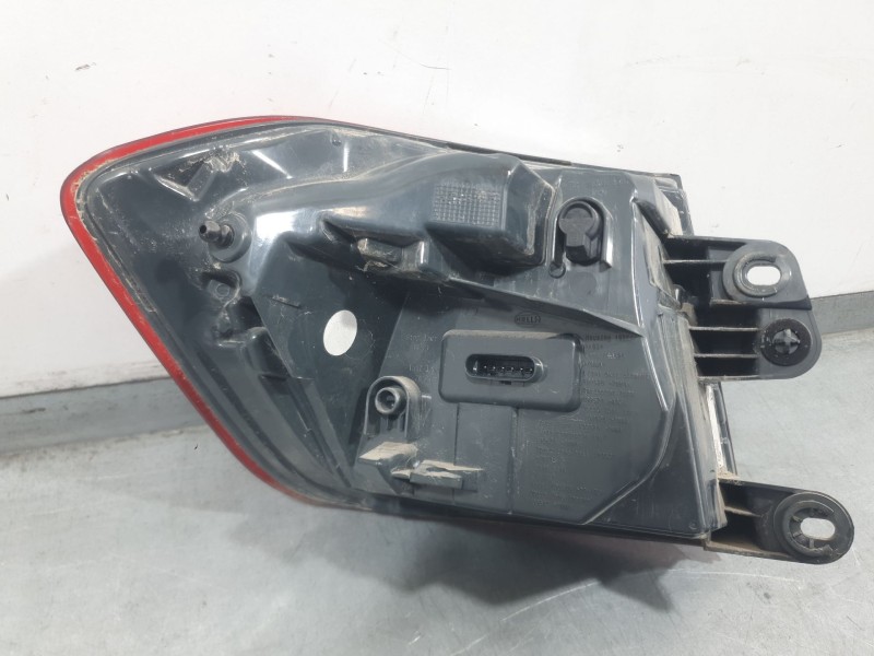 Recambio de piloto trasero derecho exterior para bmw 3 (f30, f80) 335 d xdrive referencia OEM IAM H4736911806  