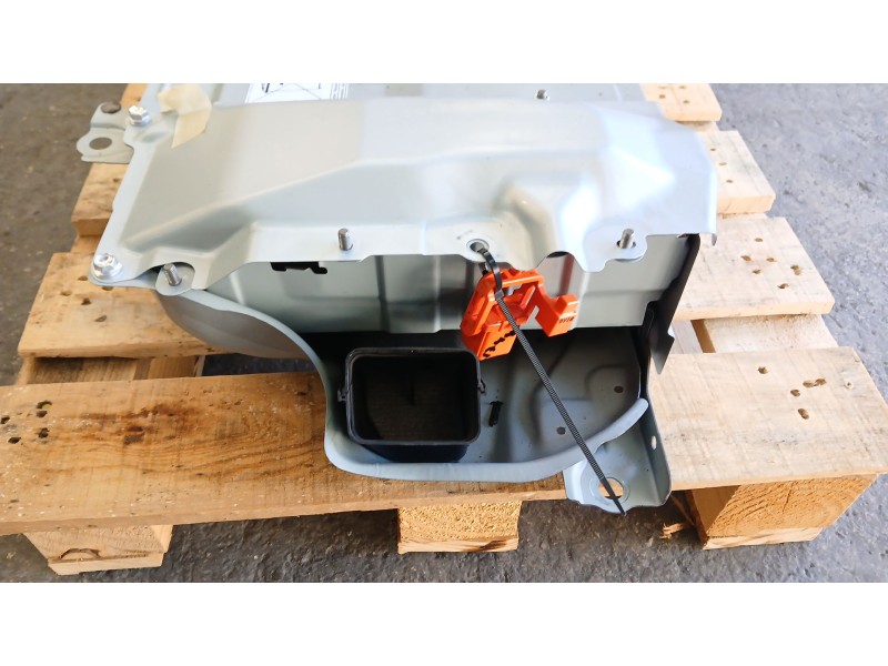 Recambio de bateria para toyota corolla ranchera familiar (_e21_) 1.8 hybrid (zwe211) referencia OEM IAM   