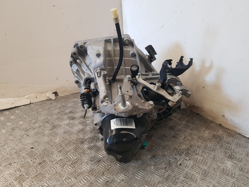 Recambio de caja cambios para dacia sandero iii 1.0 tce 100 eco-g referencia OEM IAM JH3928 S151018 5VELOCIDADES