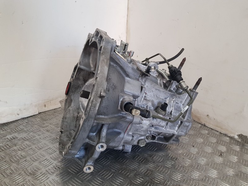 Recambio de caja cambios para mitsubishi asx (ga_w_) 1.6 di-d referencia OEM IAM 2500A101 6VELOCIDADES 