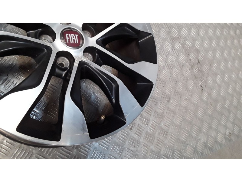 Recambio de llanta aluminio para fiat tipo hatchback (356_, 357_) 1.4 (356hxa1b) referencia OEM IAM 6.5X16 5 TORN ET39 ROZADA AL