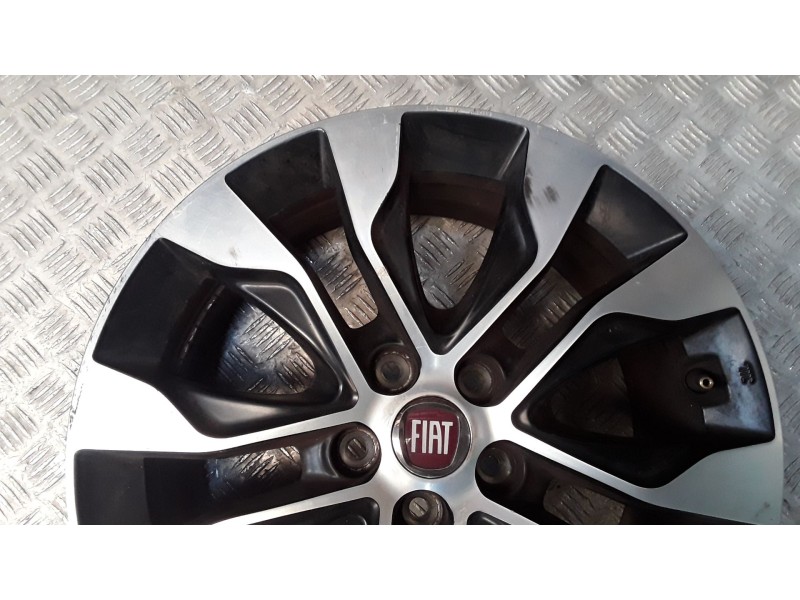 Recambio de llanta aluminio para fiat tipo hatchback (356_, 357_) 1.4 (356hxa1b) referencia OEM IAM 6.5X16 5 TORN ET39 ROZADA AL