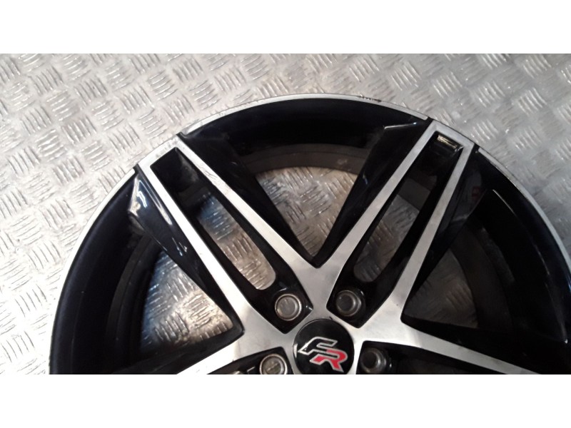 Recambio de llanta aluminio para seat ibiza v (kj1, kjg) 1.0 tgi referencia OEM IAM 7X18 5 TORN ET51 ROZADA ALUMINIO