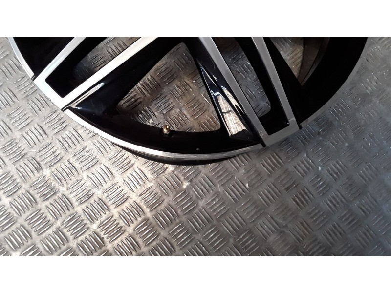 Recambio de llanta aluminio para seat ibiza v (kj1, kjg) 1.0 tgi referencia OEM IAM 7X18 5 TORN ET51 ROZADA ALUMINIO