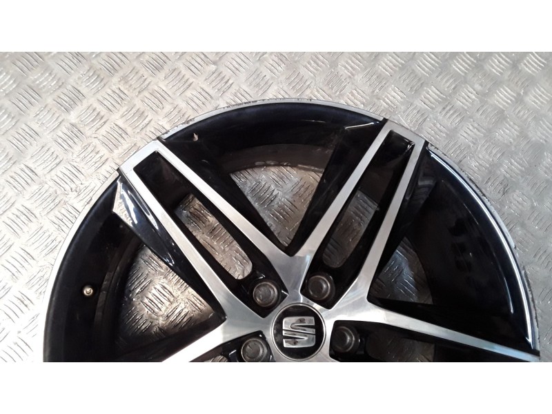 Recambio de llanta aluminio para seat ibiza v (kj1, kjg) 1.0 tgi referencia OEM IAM 7X18 5 TORN ET51 ROZADA ALUMINIO