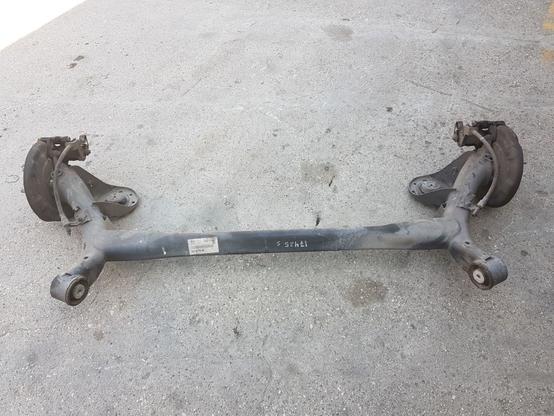 Recambio de puente trasero para kia rio iii (ub) 1.2 cvvt referencia OEM IAM 551001W610 DISCO C/ABS Y 4 TORNILLOS 