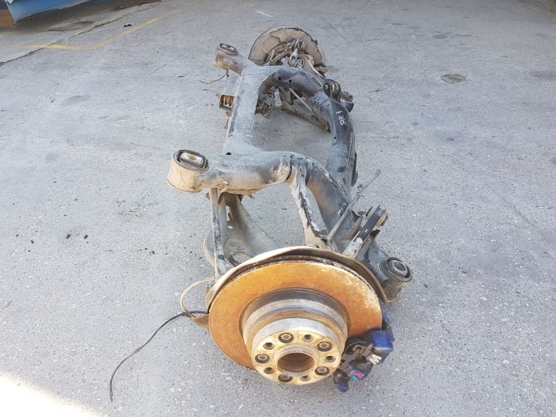 Recambio de puente trasero para bmw 3 (f30, f80) 335 d xdrive referencia OEM IAM 33316792506 DISCO, C/ABS Y 5 TONILLOS DISCO , C