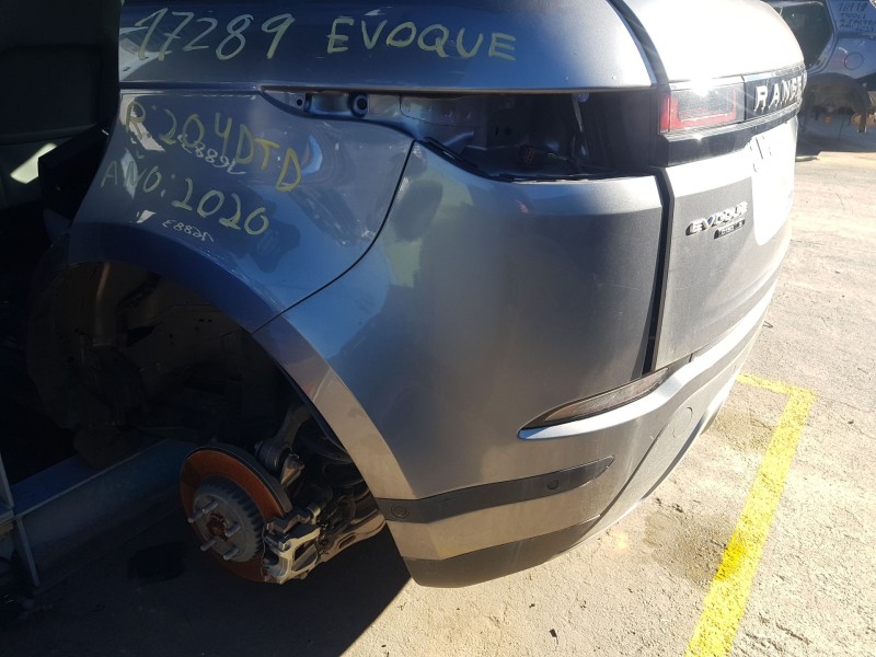 Recambio de paragolpes trasero para land rover range rover evoque (l551) 2.0 d150 mhev 4x4 referencia OEM IAM LR117403 LR135016 