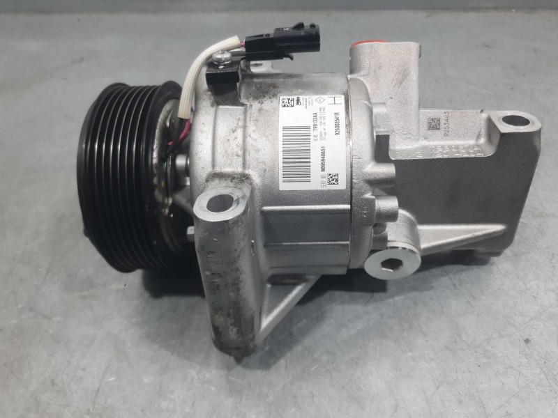 Recambio de compresor aire acondicionado para nissan micra v (k14) 1.0 ig-t 100 referencia OEM IAM 926003541R T99133AA VALEO