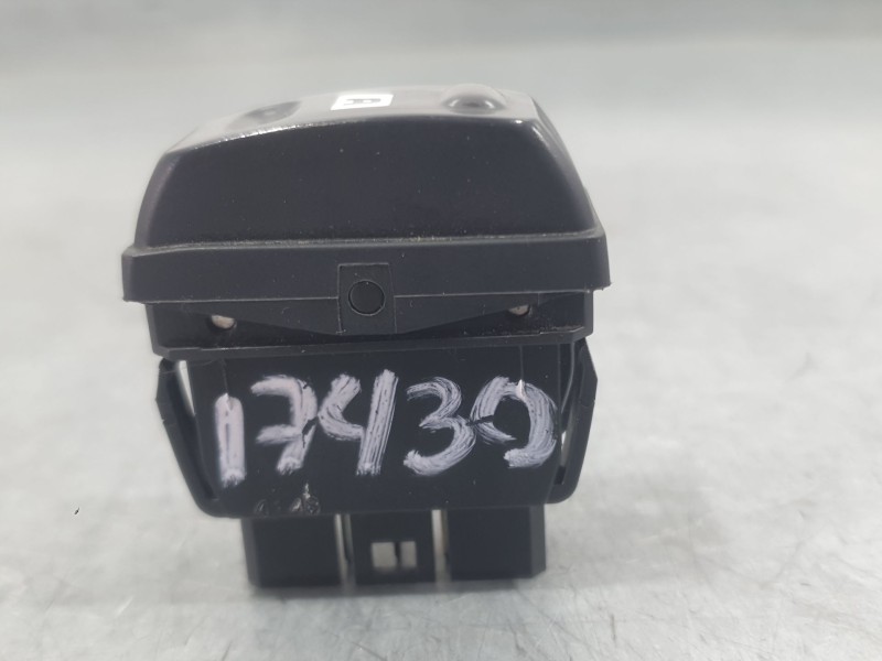 Recambio de mando elevalunas delantero izquierdo para citroën xsara picasso (n68) 1.6 referencia OEM IAM 655407 22681 