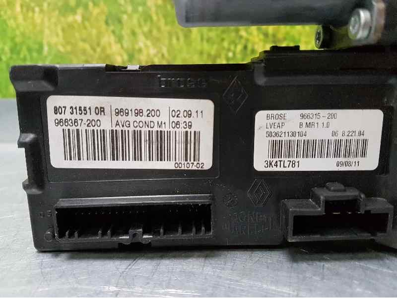 Recambio de motor elevalunas delantero izquierdo para renault megane iii berlina 5 p business referencia OEM IAM 807315510R 9663