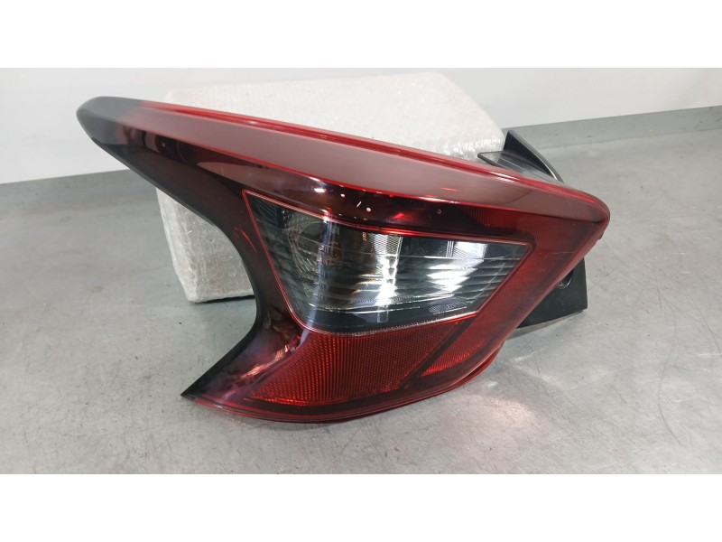 Recambio de piloto trasero izquierdo para nissan micra v (k14) 1.0 ig-t 100 referencia OEM IAM 265555FA0A 22018727 KOITO