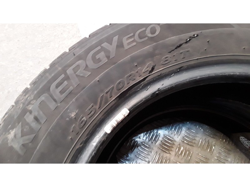 Recambio de neumatico pareja para neumaticos reutilizados - referencia OEM IAM 165701481T HANKOOK 165/70/14/81T