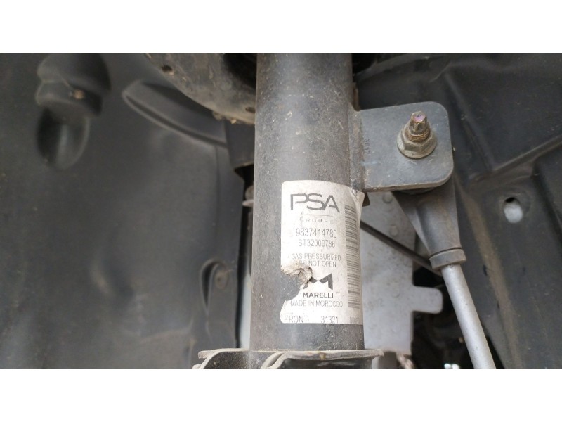 Recambio de amortiguador delantero derecho para opel corsa f (p2jo) 1.2 (68) referencia OEM IAM 9864566180  