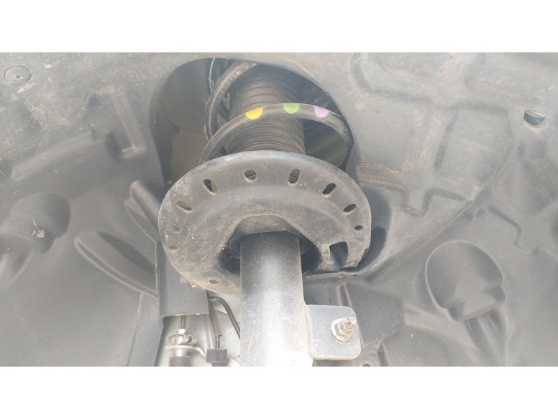 Recambio de amortiguador delantero derecho para opel corsa f (p2jo) 1.2 (68) referencia OEM IAM 9864566180  