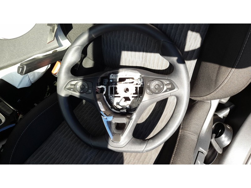 Recambio de volante para opel corsa f (p2jo) 1.2 (68) referencia OEM IAM 98573763ZD  