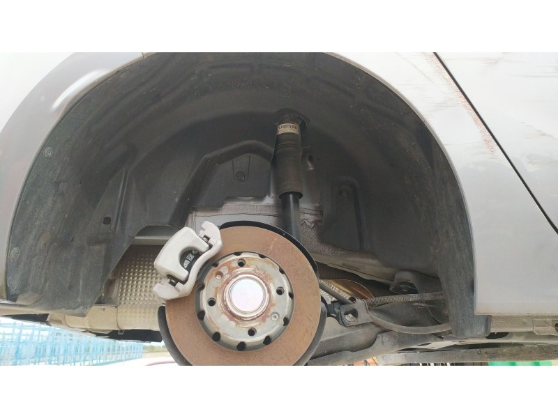 Recambio de plastico pase rueda tras. dch. para opel corsa f (p2jo) 1.2 (68) referencia OEM IAM 9829469080  