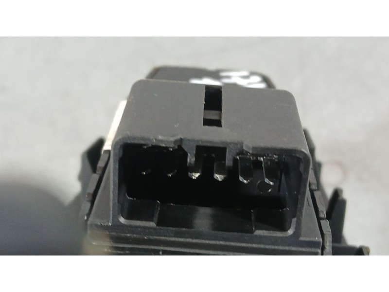 Recambio de mando elevalunas trasero izquierdo para mg hs (as23) 1.5 ehs hybrid (csa6463) referencia OEM IAM 10479299  