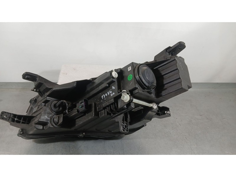 Recambio de faro derecho para mg hs (as23) 1.5 ehs hybrid (csa6463) referencia OEM IAM 10831598 ROZADO 