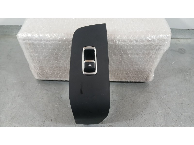 Recambio de mando elevalunas delantero derecho para mg hs (as23) 1.5 ehs hybrid (csa6463) referencia OEM IAM 10479298  