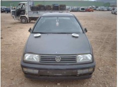 VOLKSWAGEN VENTO (1H2)