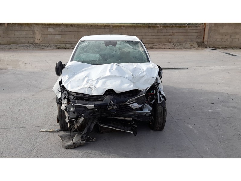 mitsubishi colt del año 2025