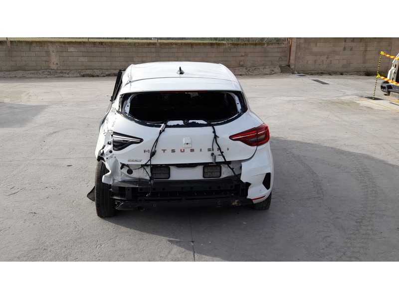 mitsubishi colt del año 2025