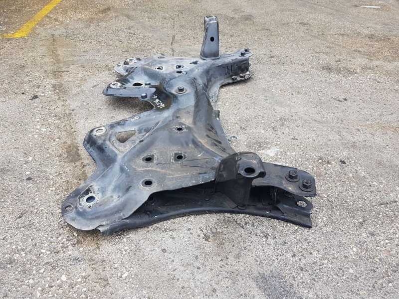 Recambio de puente delantero para fiat 500 e icon referencia OEM IAM 52105414  