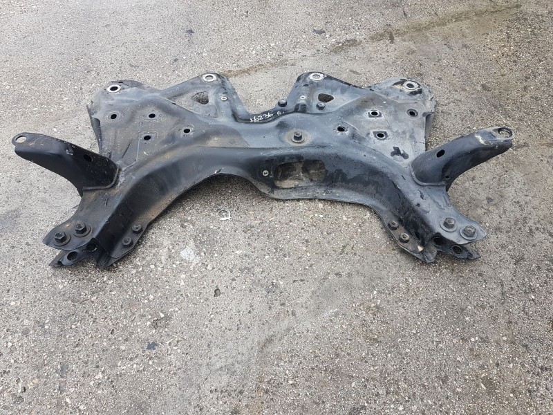 Recambio de puente delantero para fiat 500 e icon referencia OEM IAM 52105414  