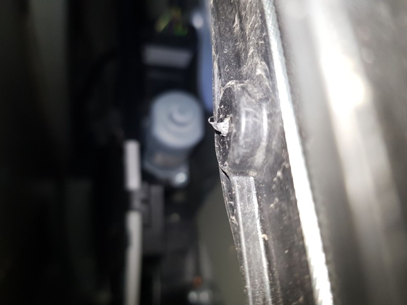 Recambio de elevalunas delantero derecho para opel corsa f (p2jo) 1.2 (68) referencia OEM IAM 9829043380  