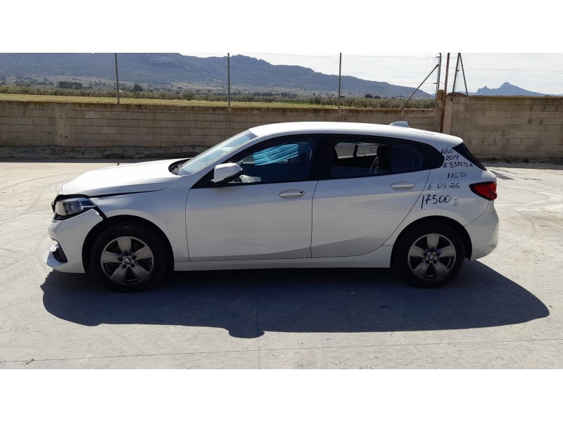 bmw 1 (f40) del año 2019