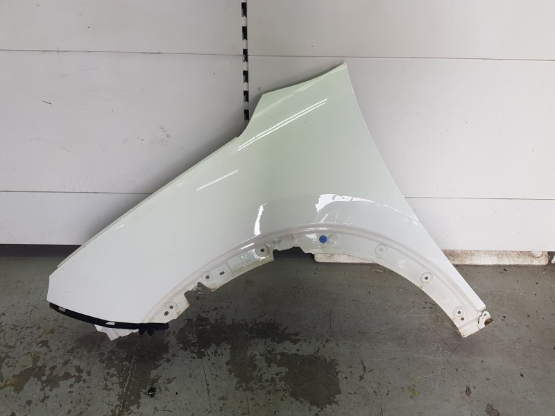 Recambio de aleta delantera izquierda para citroën c5 aircross (ac_, aj_, ar_, a4_) 1.5 bluehdi 130 (acyhzj, acyhzr) referencia 