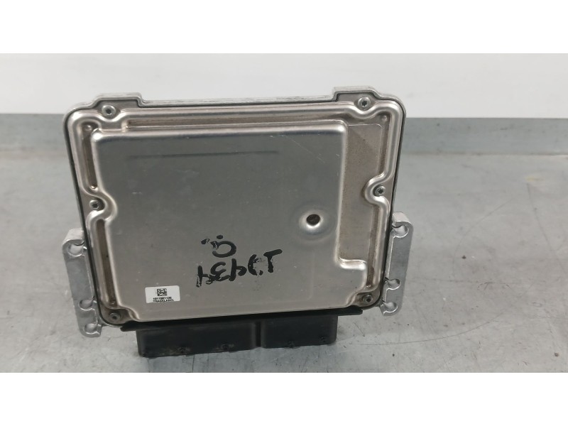 Recambio de centralita motor uce para mg hs (as23) 1.5 ehs hybrid (csa6463) referencia OEM IAM 11068467 BOSCH F01R00DG2E